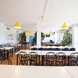 Di Bergamo Hostal